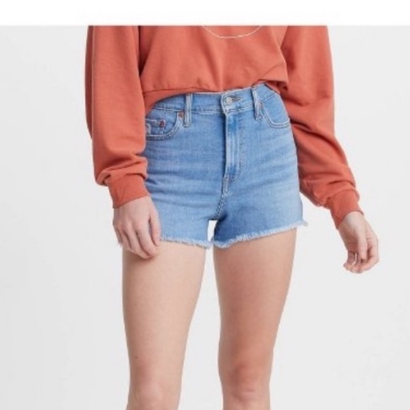 Levis high rise denim shorts - Picture 2 of 8